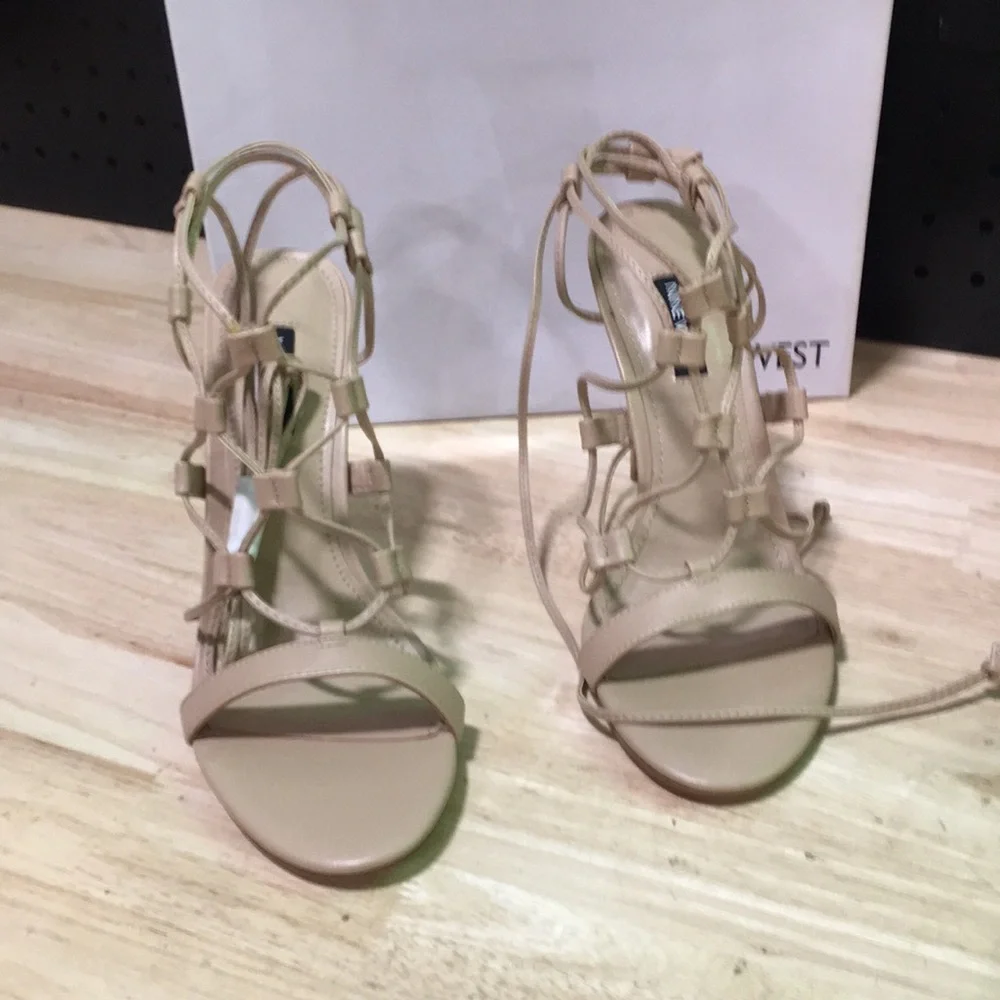 New WB Woman’s Nine West‎ Women's Nude Strappy High Heel Sandals